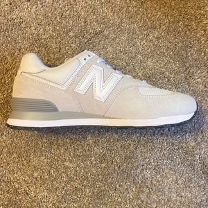 Classic 574 New Balances BRAND NEW
